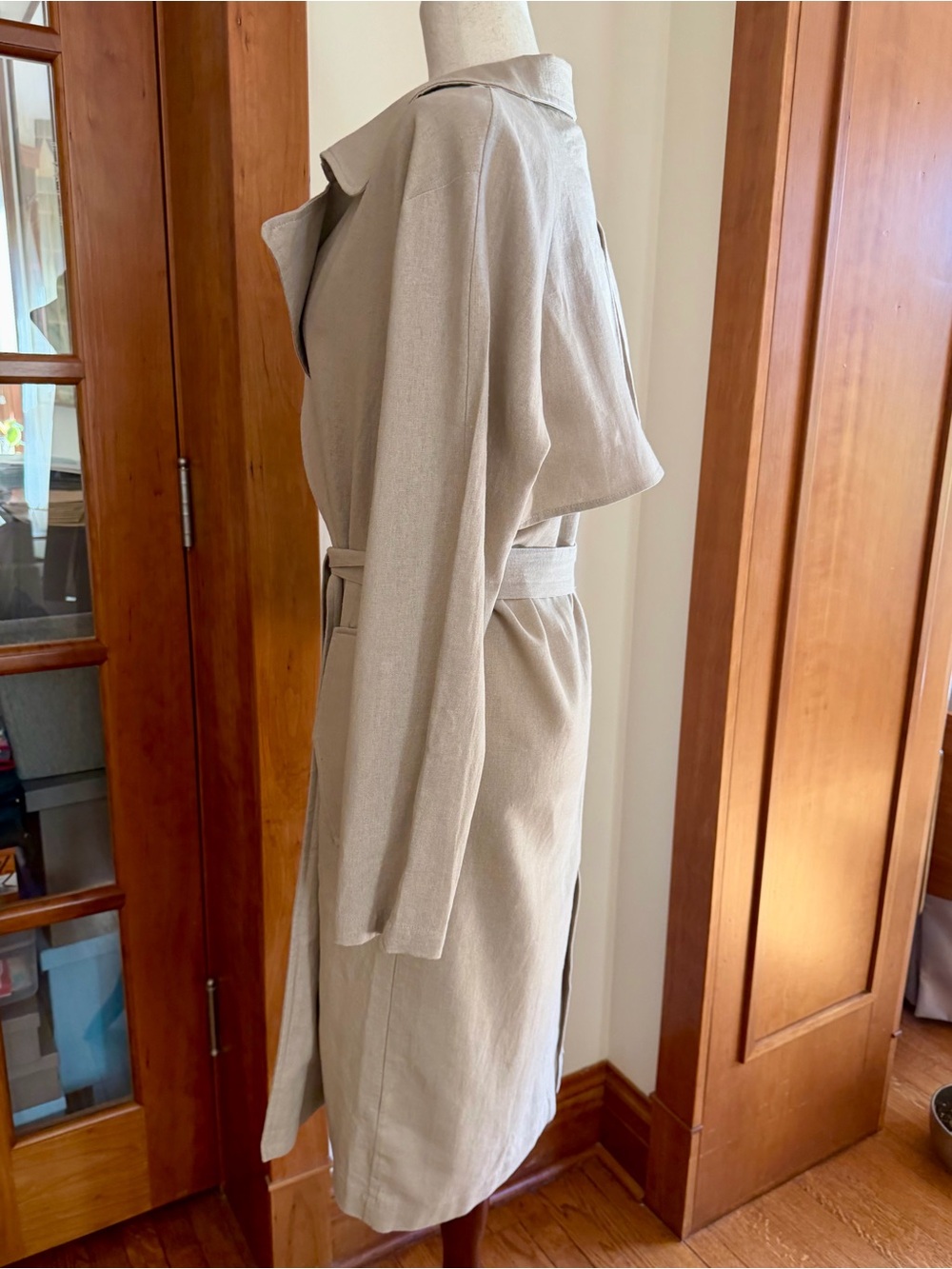 Tahari Beige Linen Blend Trench Coat with Belt - Picture 2 of 8